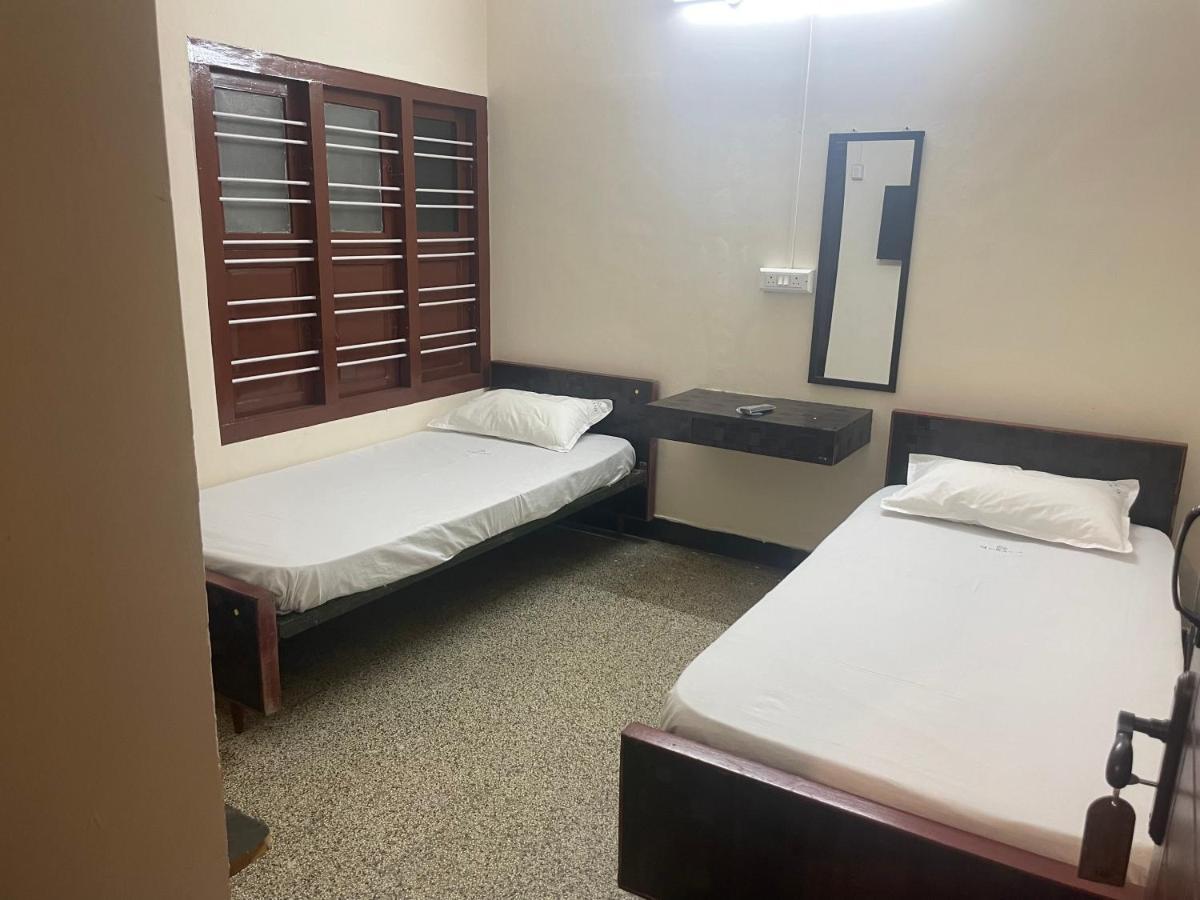 Hotel Sj Grand Coimbatore Zewnętrze zdjęcie